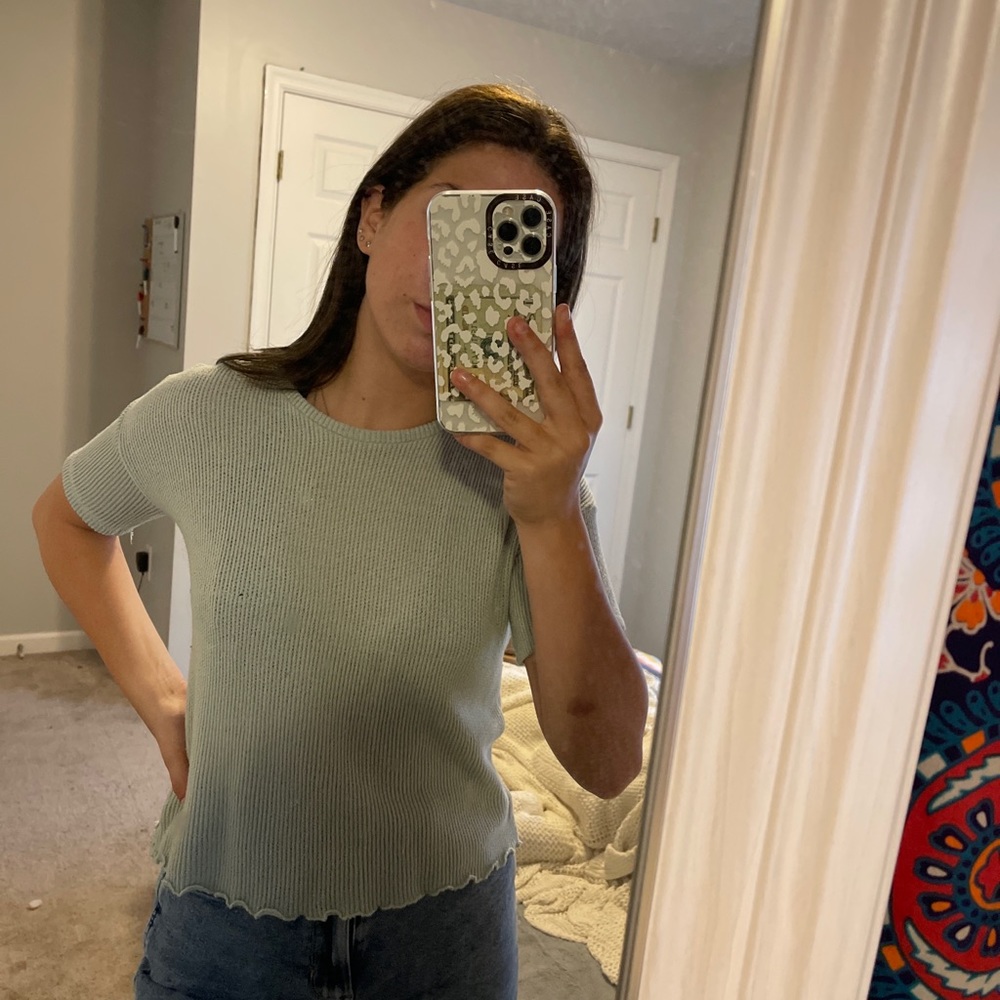 American Eagle shirt